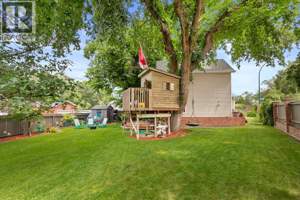 140 6 Street Se, Medicine Hat, Alberta  T1A 1G8 - Photo 37 - A2327559