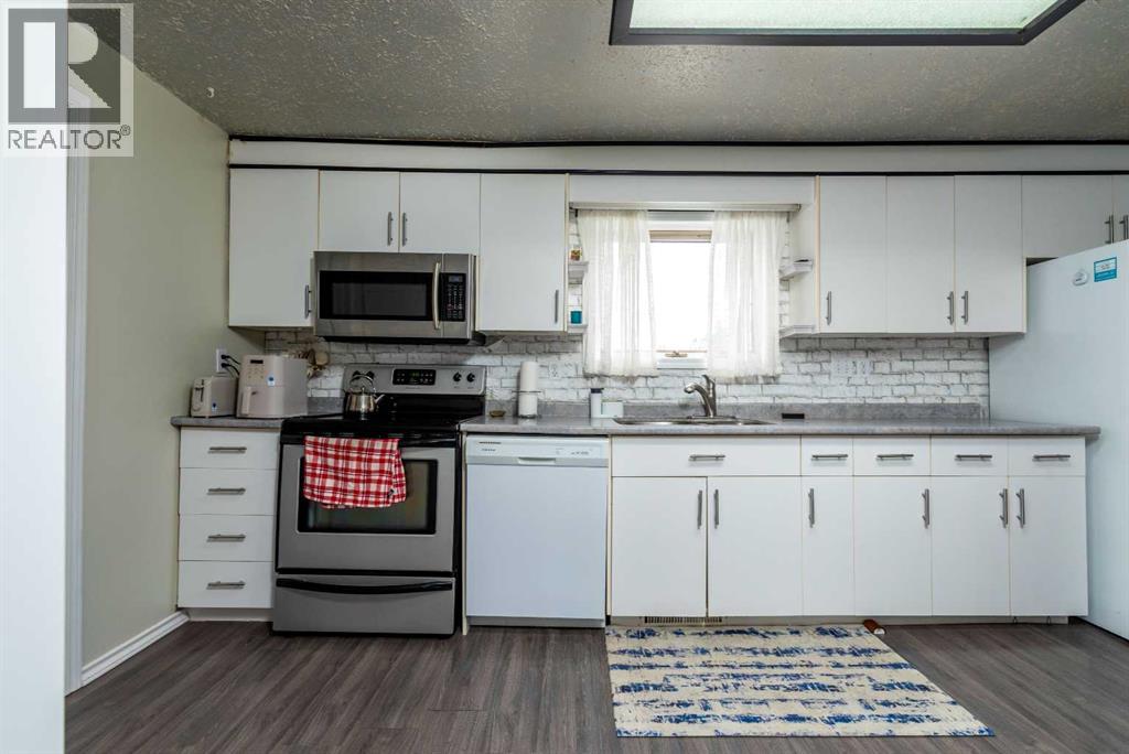 202 Main Street, Maidstone, Saskatchewan S0M 1M0 - Photo 18 - A2328917