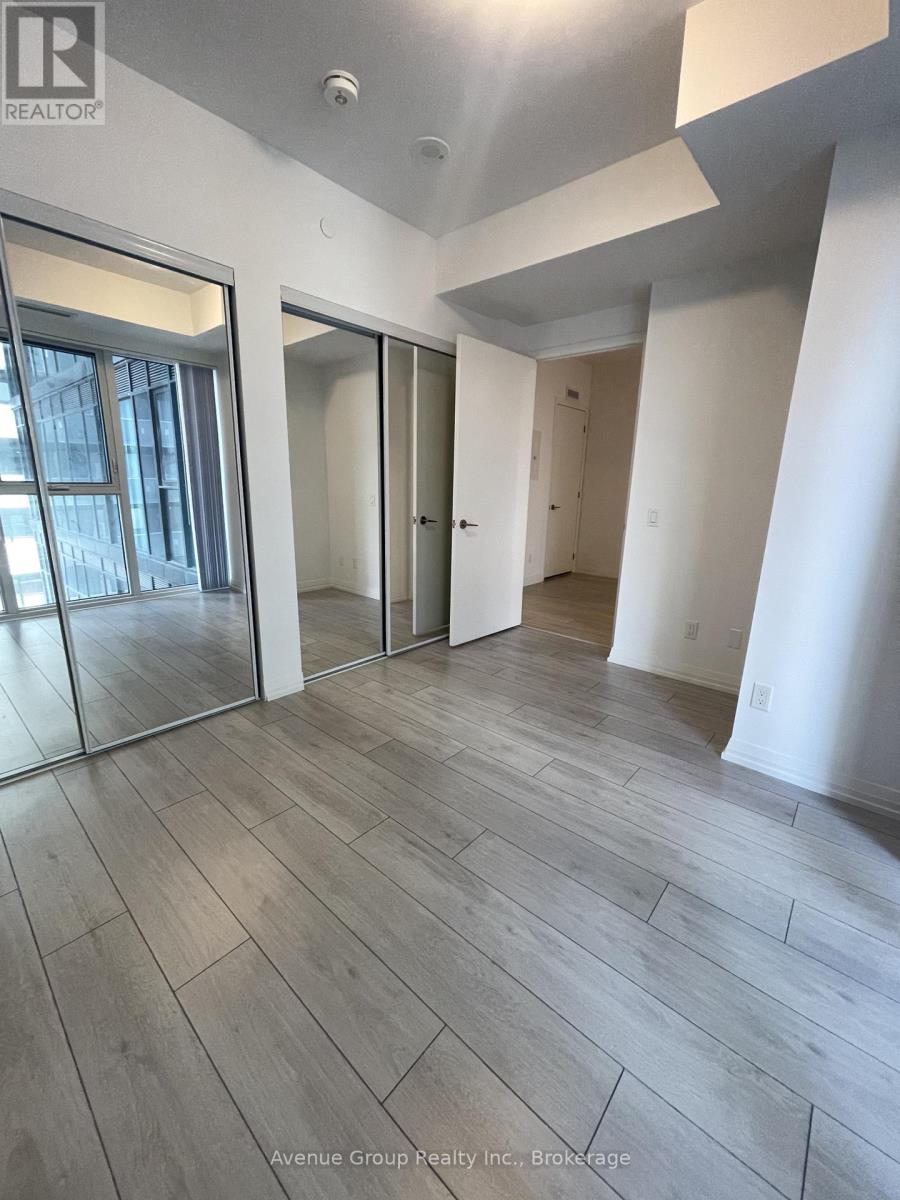1026 - 400 King Street W, Toronto, Ontario  M5V 0X8 - Photo 12 - C13585846