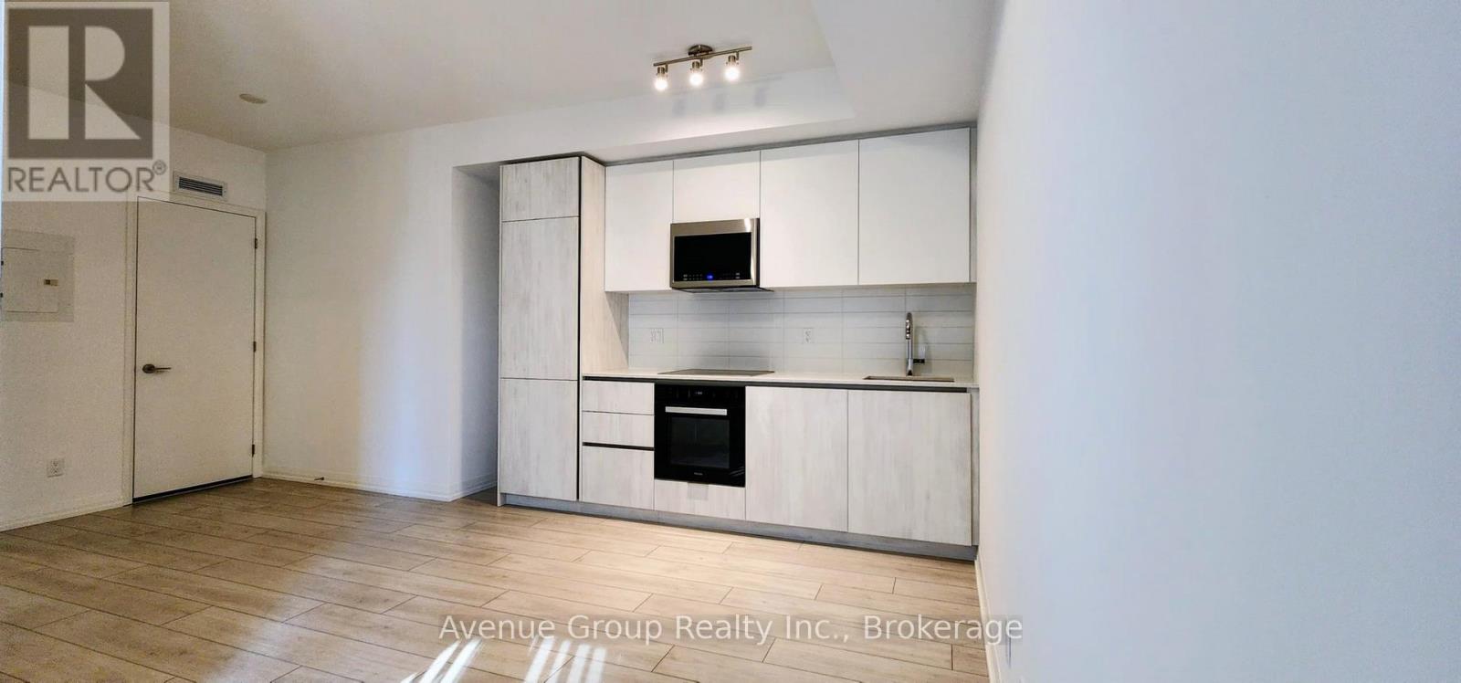 1026 - 400 King Street W, Toronto, Ontario  M5V 0X8 - Photo 9 - C13585846