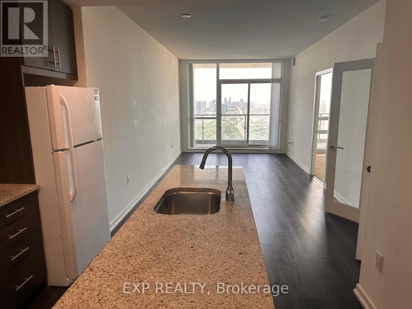 2207 - 70 Forest Manor Road, Toronto, Ontario M2J 0A9 - Photo 4 - C13585892