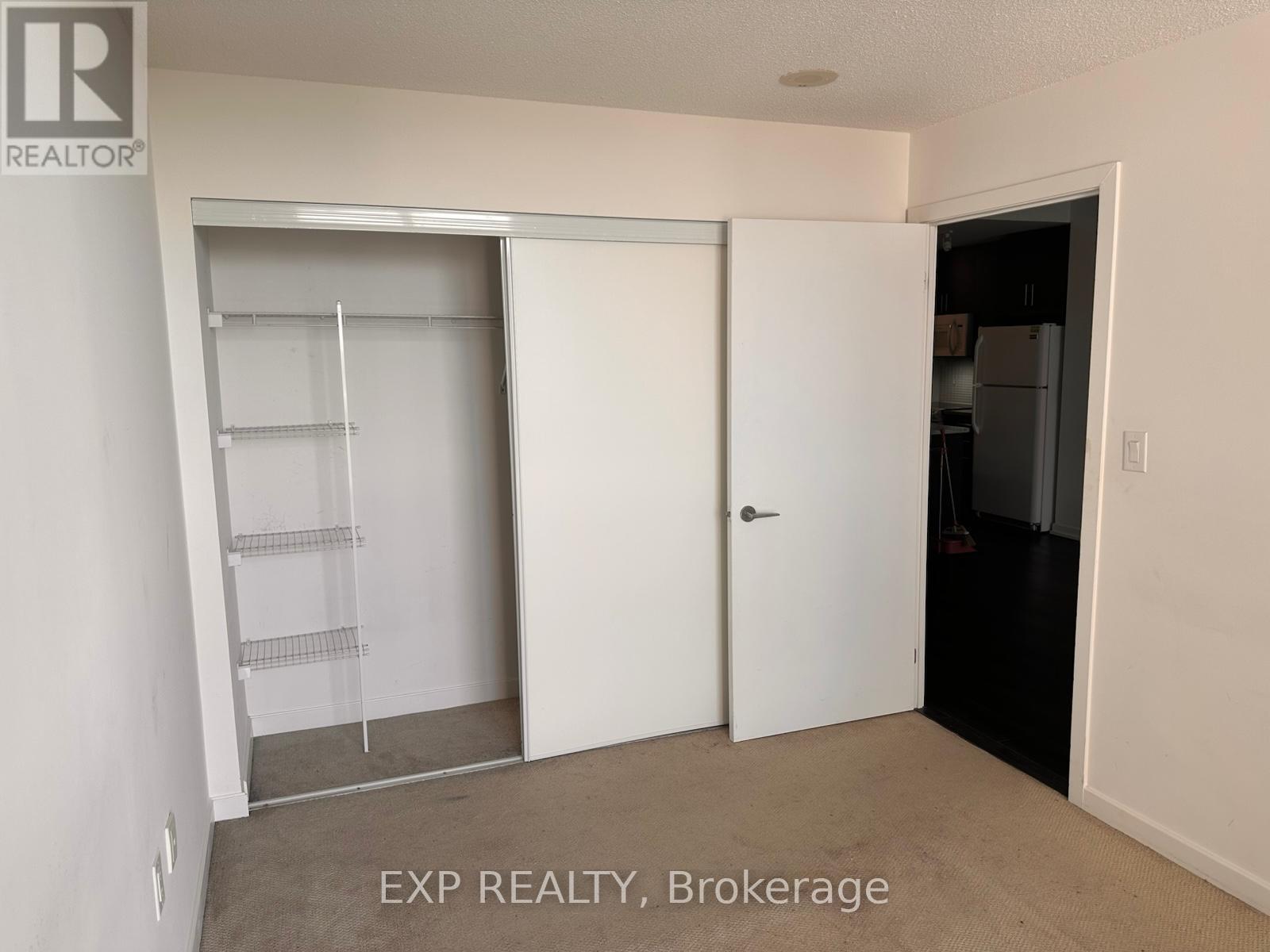 2207 - 70 Forest Manor Road, Toronto, Ontario M2J 0A9 - Photo 7 - C13585892