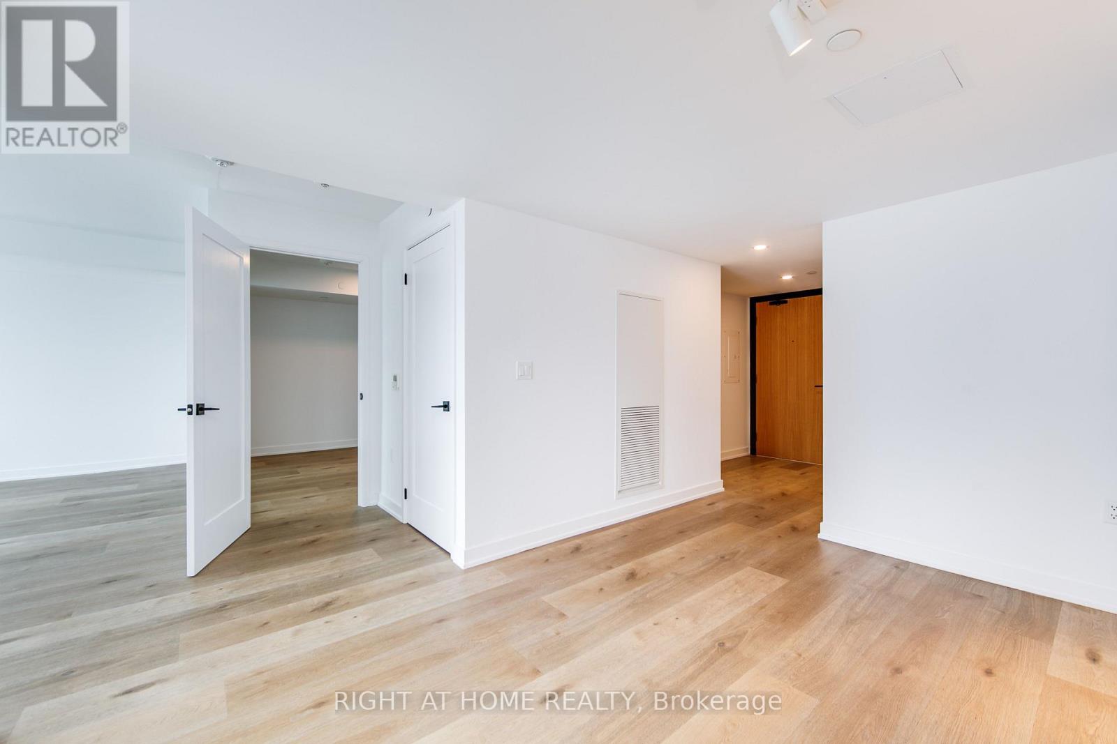 506 - 897 College Street W, Toronto, Ontario  M6H 2C2 - Photo 17 - C13585920