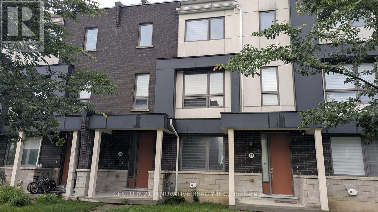 29 Adam Sellers Street E, Markham, Ontario L6B 0R1 - Photo 3 - N13585808