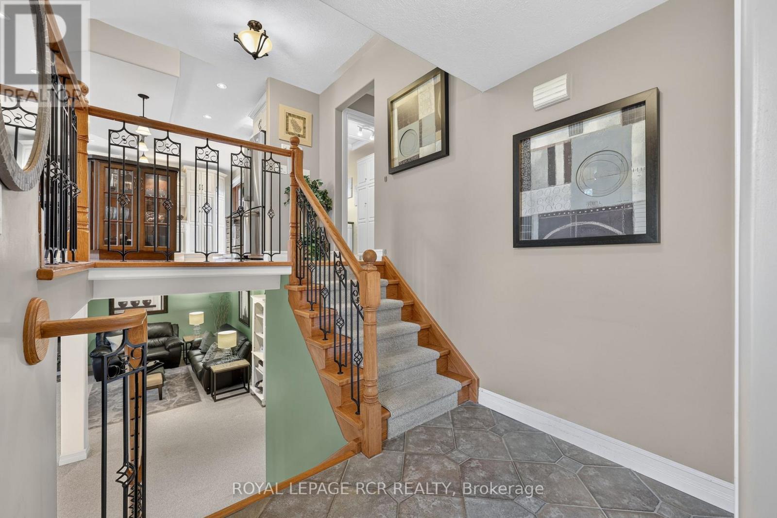 60 Holmes Drive, Caledon, Ontario  L7K 0A7 - Photo 5 - W13585778