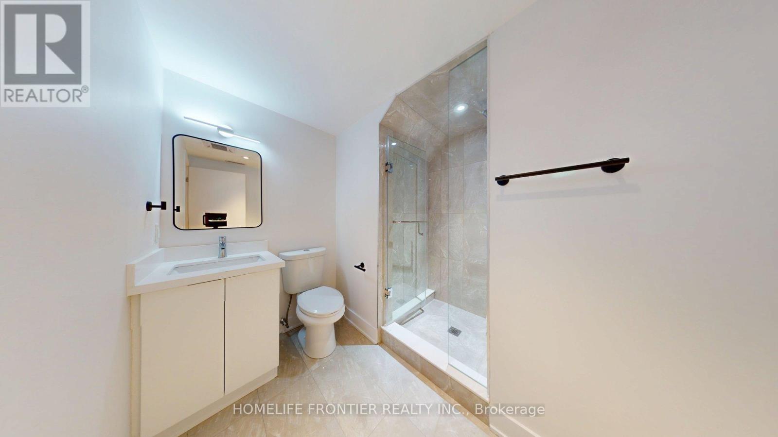 2 (Main Floor) - 231 Symington Avenue, Toronto, Ontario  M6P 3W5 - Photo 10 - W13585824