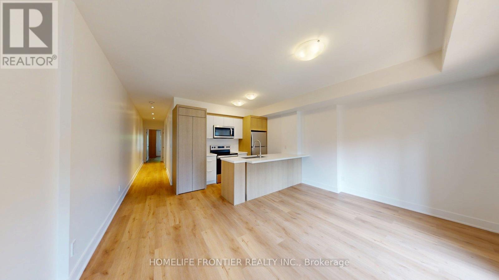 2 (Main Floor) - 231 Symington Avenue, Toronto, Ontario  M6P 3W5 - Photo 3 - W13585824