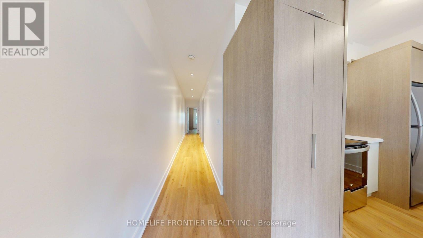 2 (Main Floor) - 231 Symington Avenue, Toronto, Ontario  M6P 3W5 - Photo 7 - W13585824