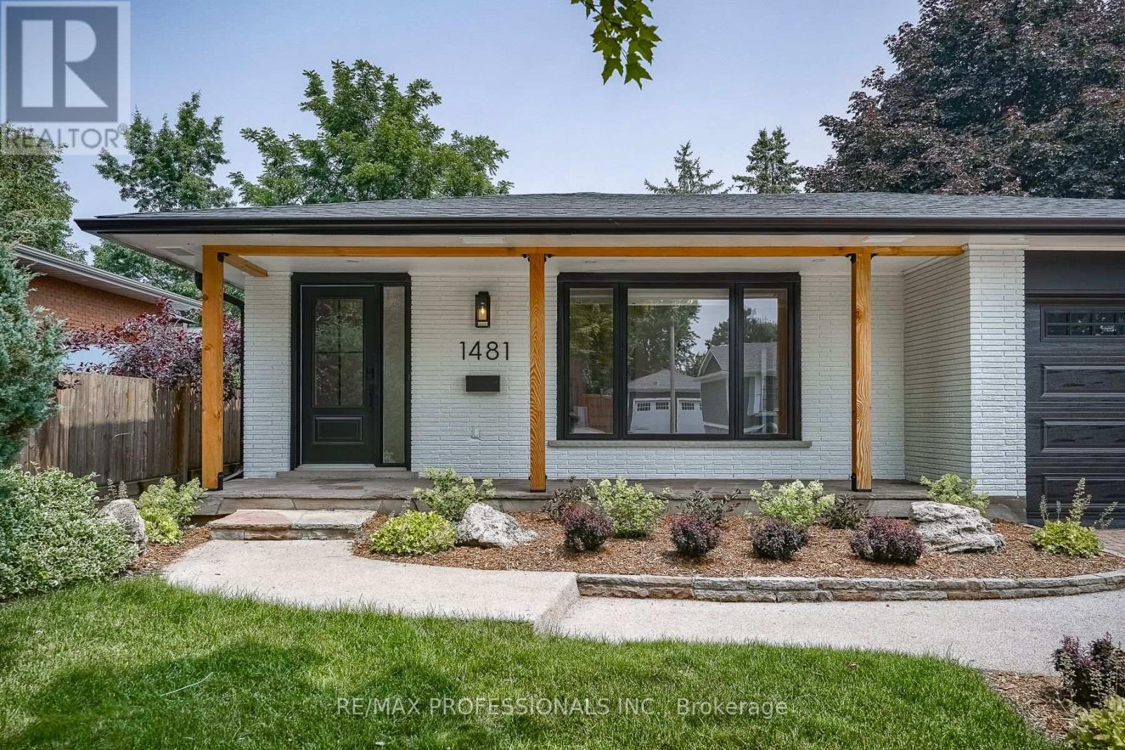 1481 Jefferson Road, Burlington, Ontario  L7P 2C7 - Photo 2 - W13585826