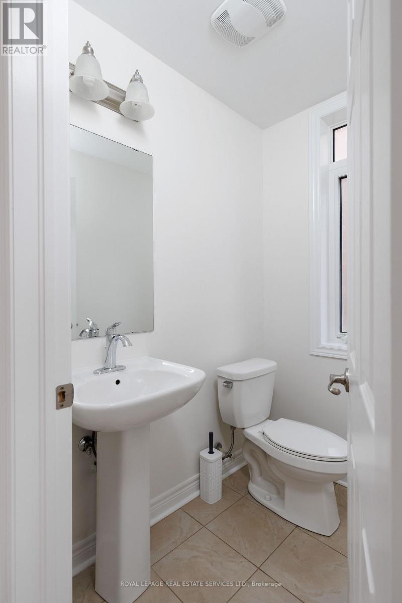 3061 Preserve Drive, Oakville, Ontario  L6M 0W7 - Photo 7 - W13585916