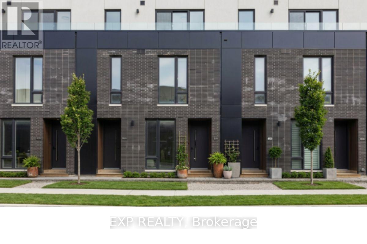 114 EVERETT COMMON, St. Catharines, Ontario