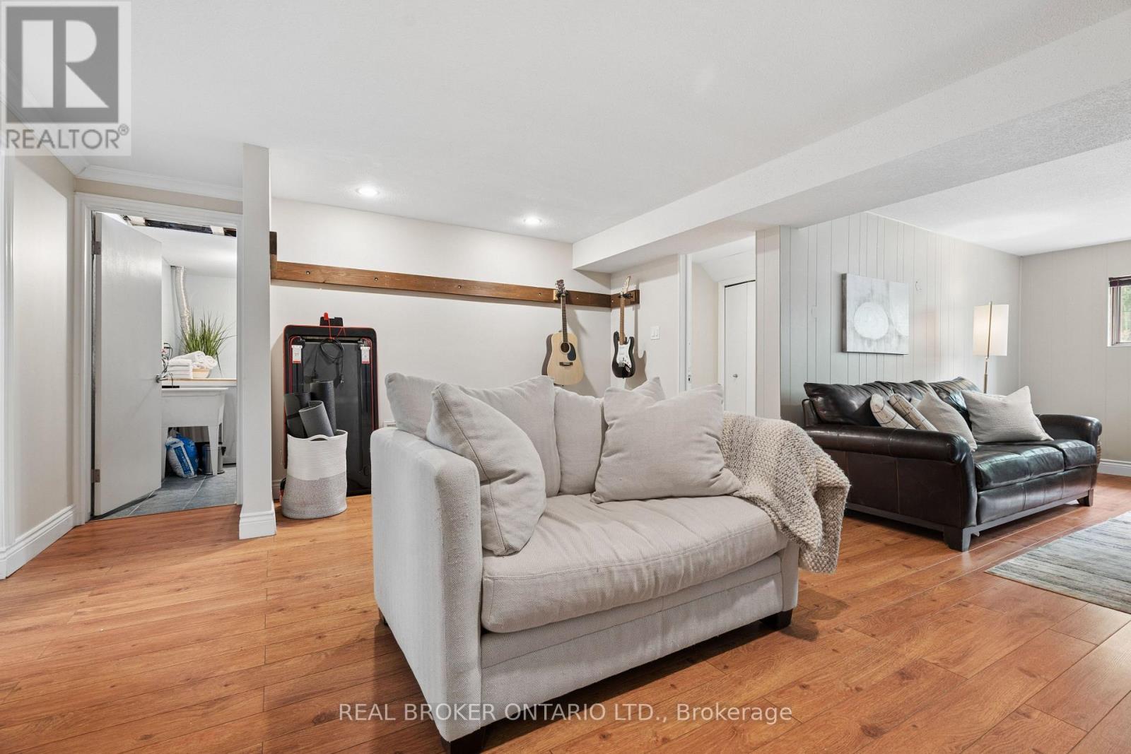 254 Southwood Drive, Kitchener, Ontario  N2E 2B1 - Photo 26 - X13585850