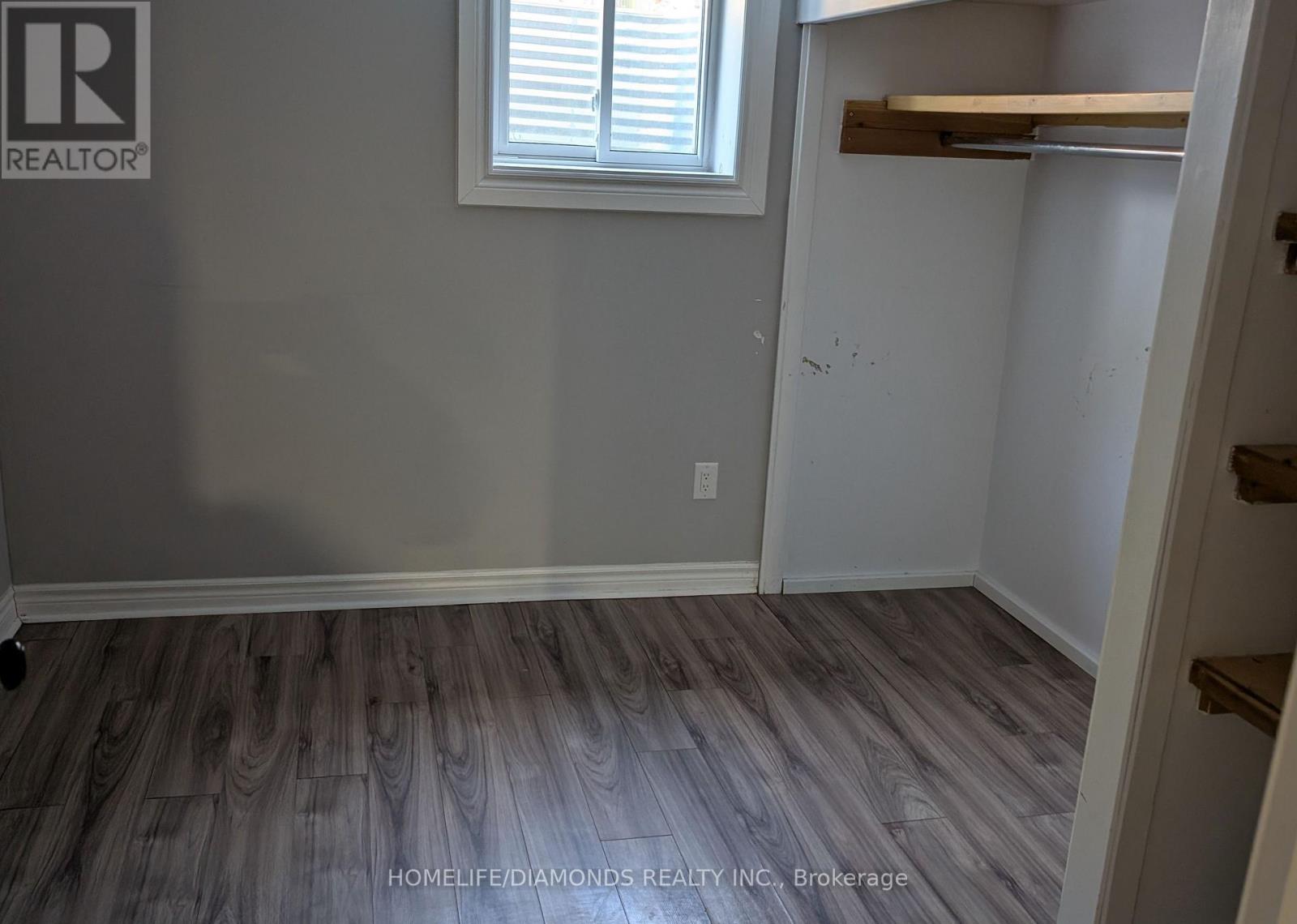 Upper - 5 Calcott Court, Thorold, Ontario  L2V 4J9 - Photo 11 - X13585866