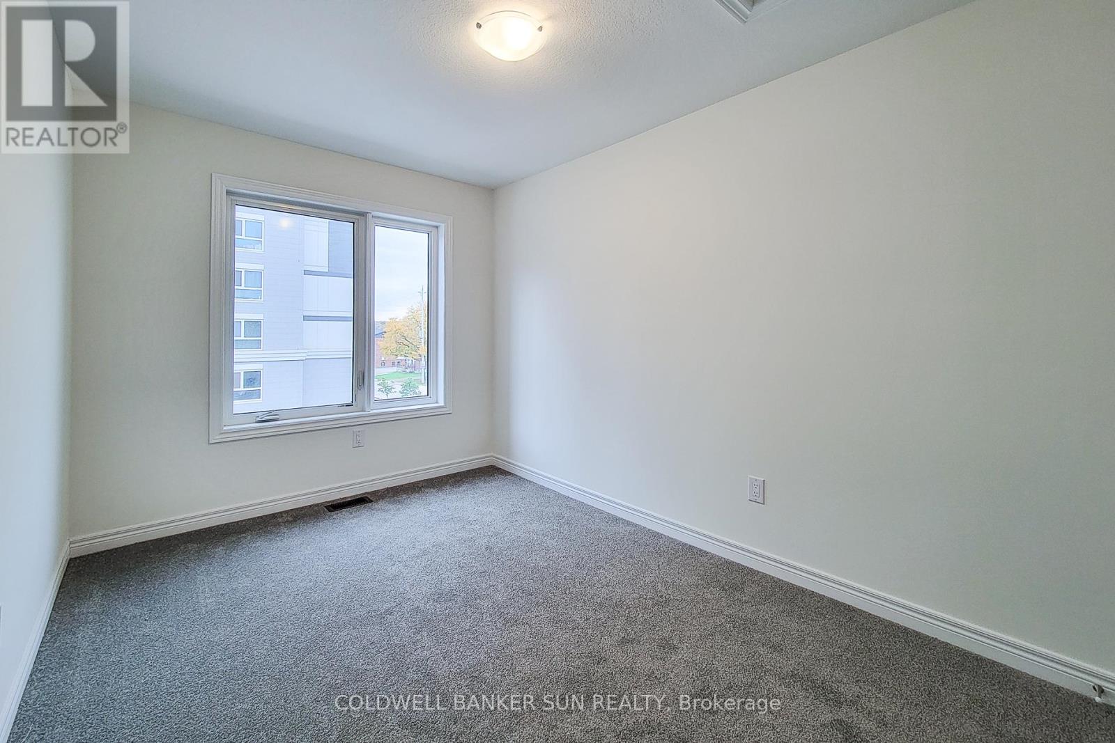 7 Roxanne Drive, Hamilton, Ontario  L8H 1L9 - Photo 27 - X13585962