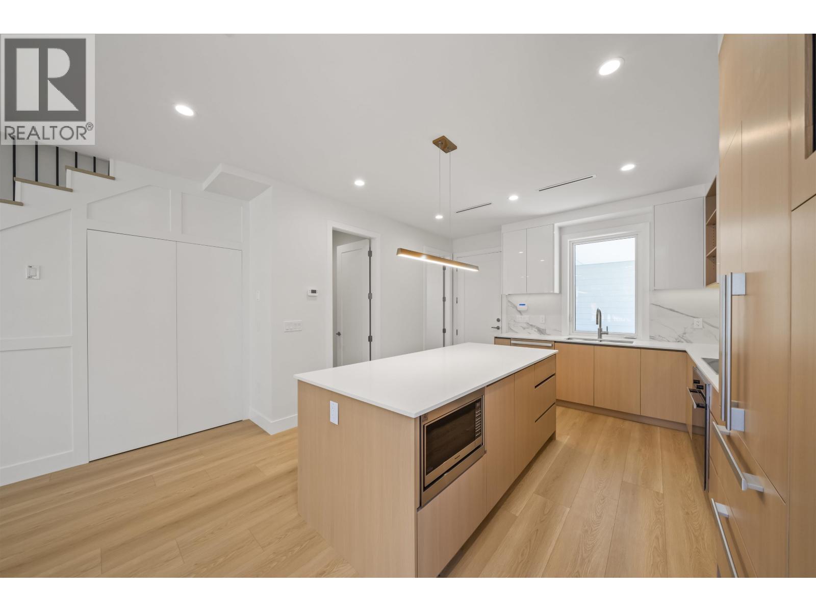 6720 Francis Road, Richmond, British Columbia  V7C 1K4 - Photo 3 - R3147595