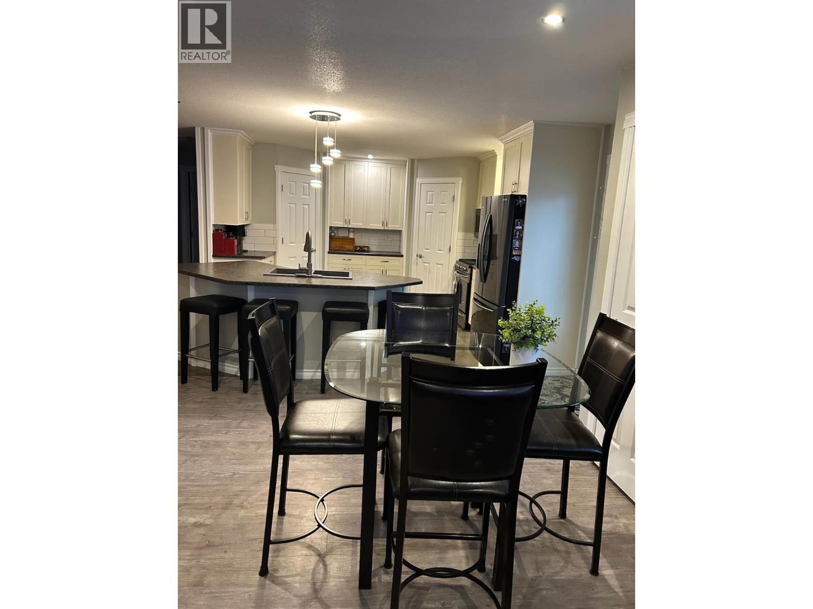 101 Oak Street, Fauquier, British Columbia V0G 1K0 - Photo 12 - 10333123