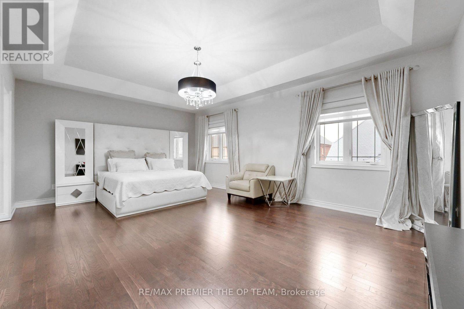 Upper - 60 Chesney Crescent, Vaughan, Ontario L4H 4A5 - Photo 22 - N13579208