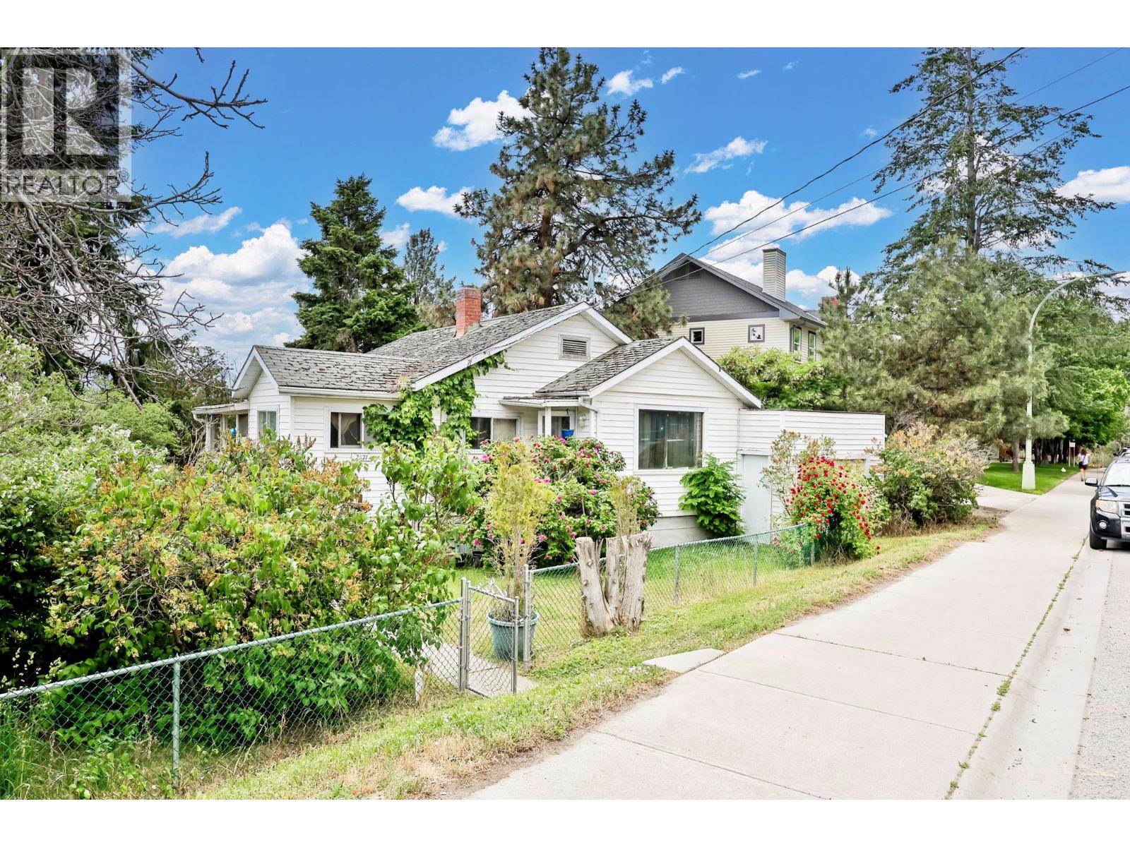2571 & 2573 Hebert Road, West Kelowna, British Columbia V4T 2J6 - Photo 5 - 10395230