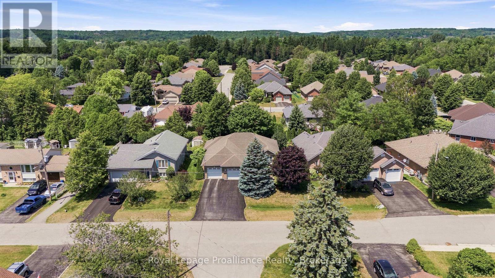 31 HURON DRIVE, Brighton, Ontario