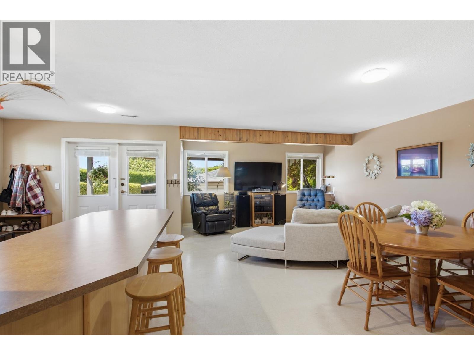 4827 Bluegrouse Drive, Sechelt, British Columbia  V7Z 0E9 - Photo 31 - R3148106