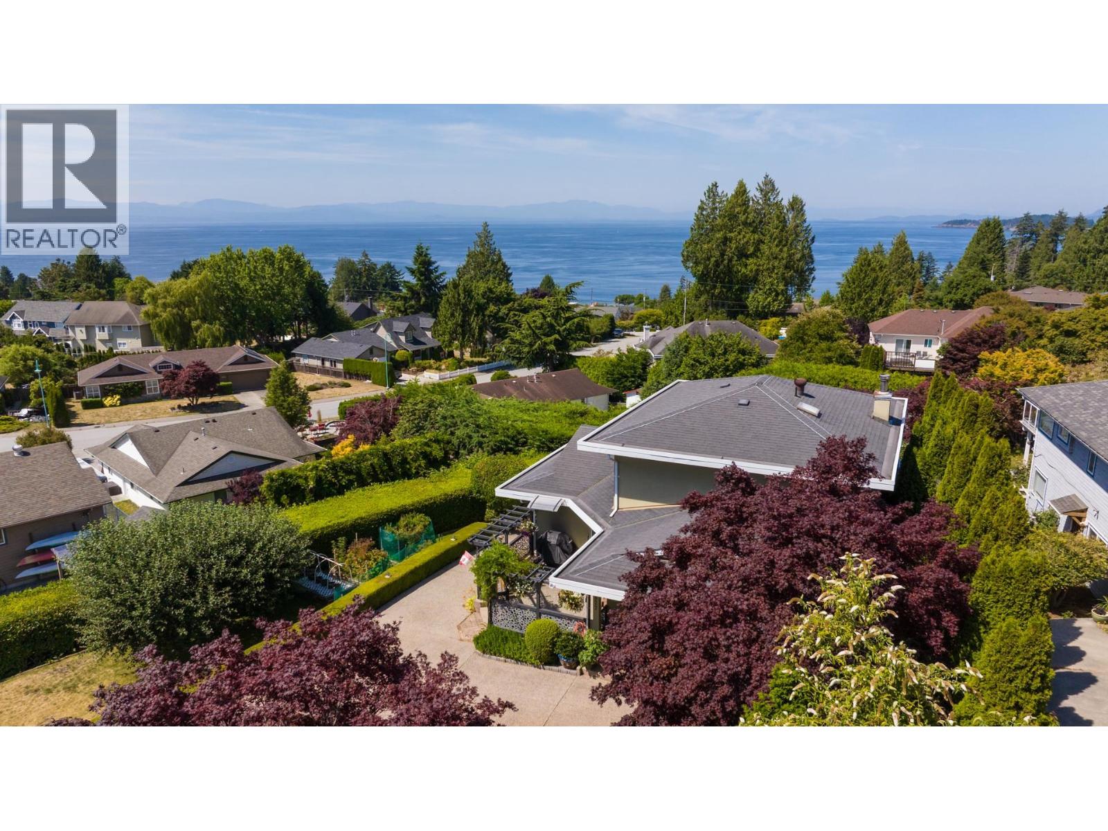 4827 Bluegrouse Drive, Sechelt, British Columbia  V7Z 0E9 - Photo 39 - R3148106