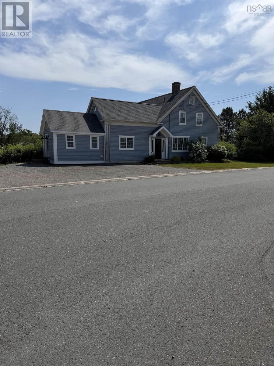 28 Townsend Street    B2G 2Y1, Antigonish, Nova Scotia