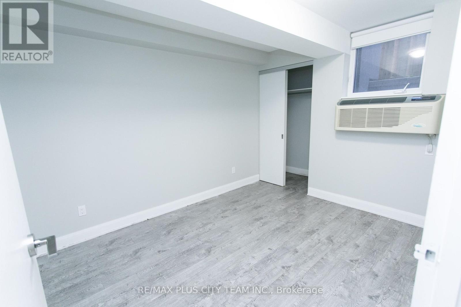 L03 - 686 Bathurst Street, Toronto, Ontario  M5S 2R3 - Photo 7 - C13586044