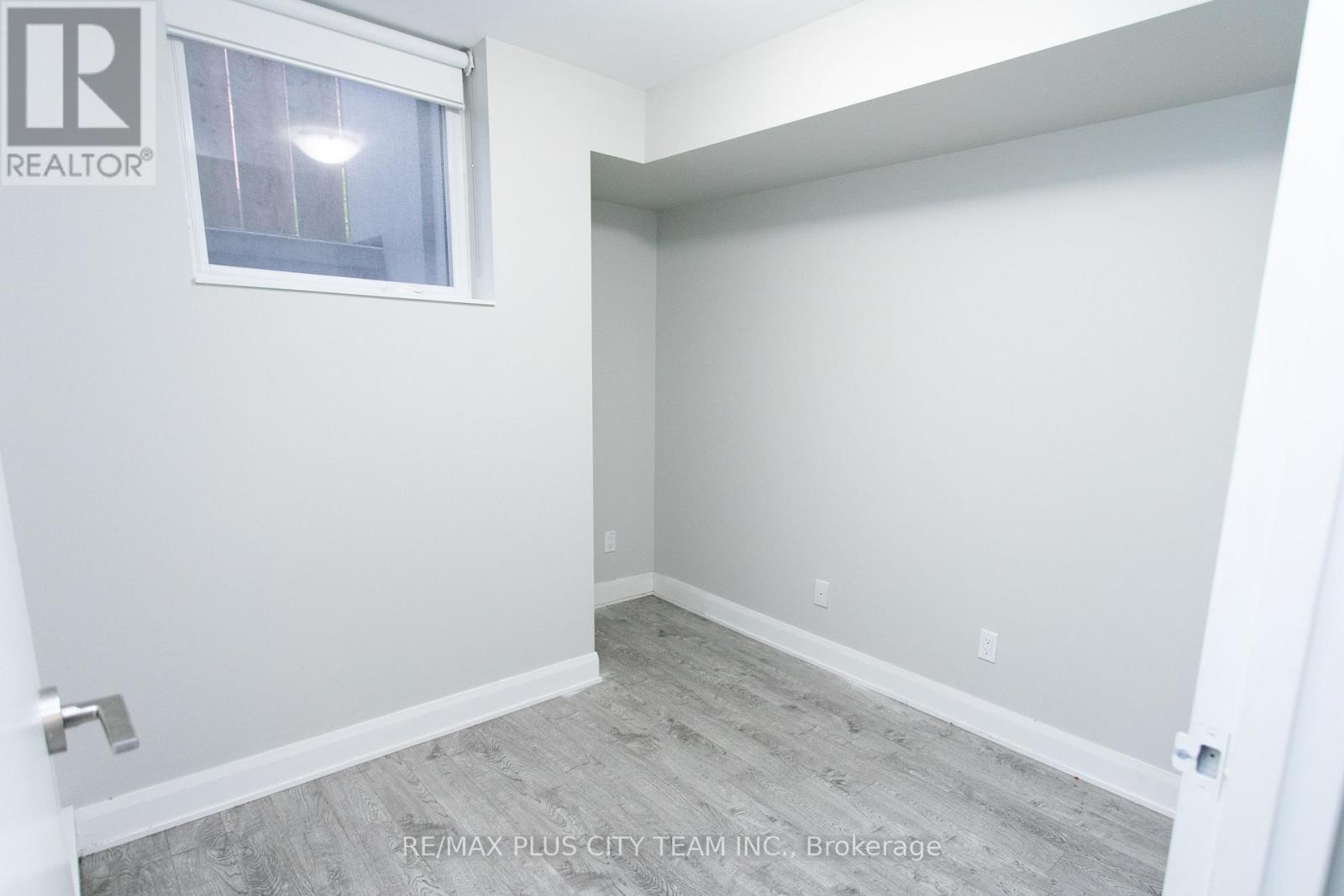 L03 - 686 Bathurst Street, Toronto, Ontario  M5S 2R3 - Photo 9 - C13586044