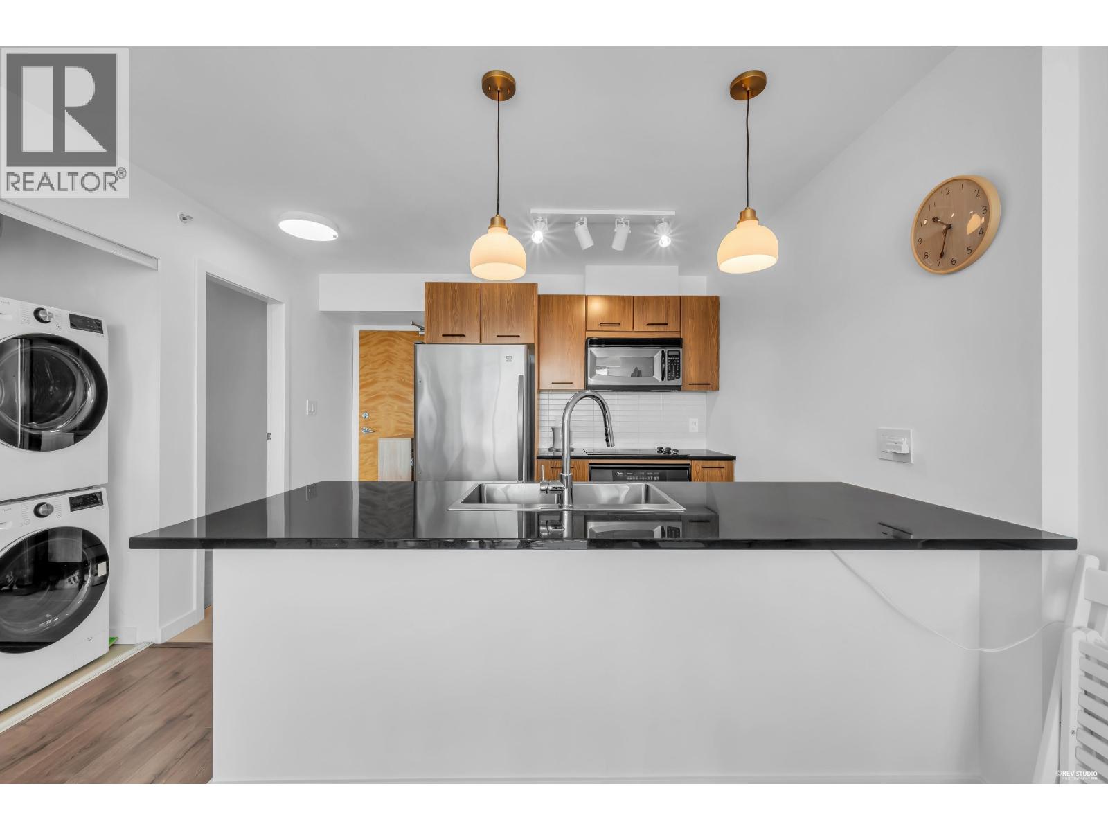 1705 1155 Seymour Street, Vancouver, British Columbia  V6B 1K2 - Photo 7 - R3148042