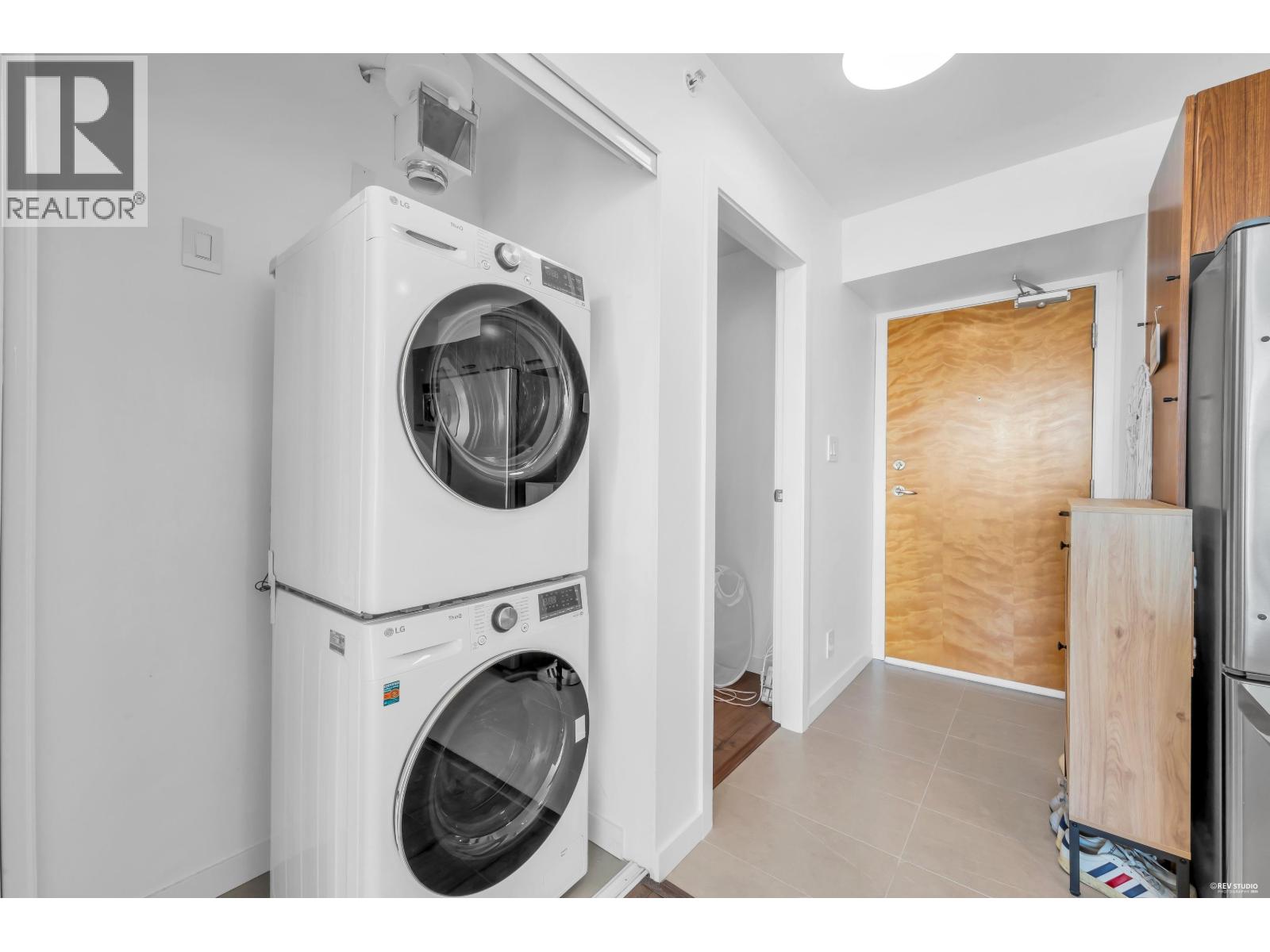 1705 1155 Seymour Street, Vancouver, British Columbia  V6B 1K2 - Photo 25 - R3148042