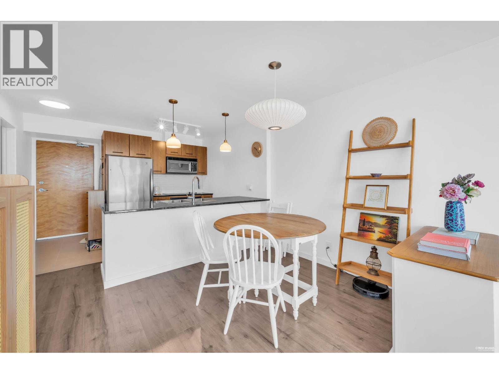 1705 1155 Seymour Street, Vancouver, British Columbia  V6B 1K2 - Photo 17 - R3148042