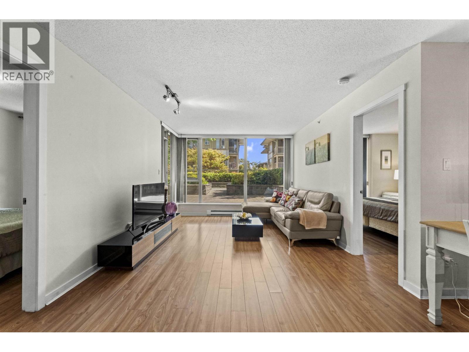 305 5068 Kwantlen Street, Richmond, British Columbia V6X 4K4 - Photo 2 - R3148062