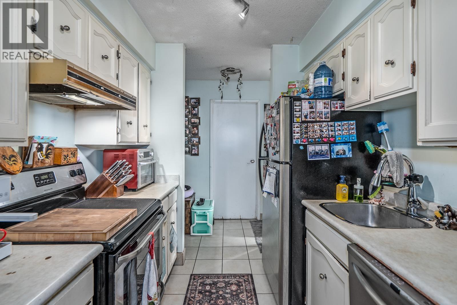303 7851 No. 1 Road, Richmond, British Columbia V7C 1T7 - Photo 3 - R3147751