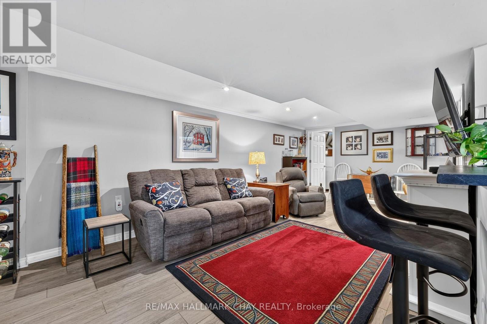 9 Melrose Avenue, Barrie (Codrington), Ontario  L4M 2A5 - Photo 17 - S13586070