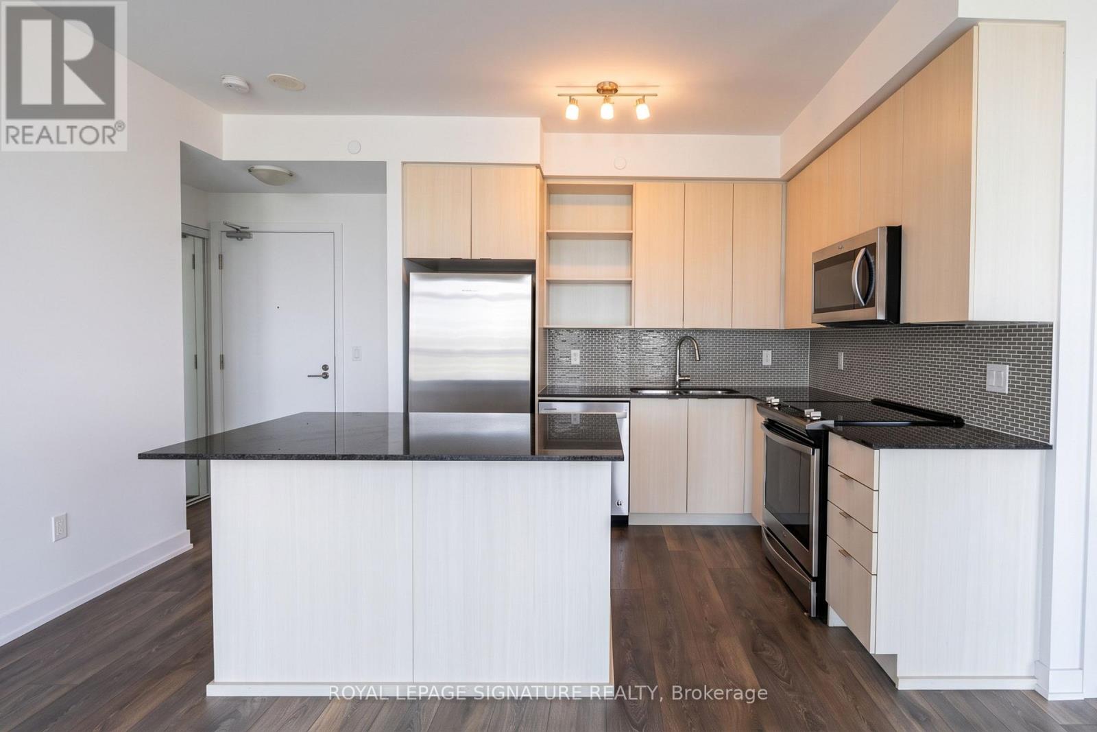 1003 - 4655 Glen Erin Drive, Mississauga, Ontario  L5M 0Z1 - Photo 2 - W13586006