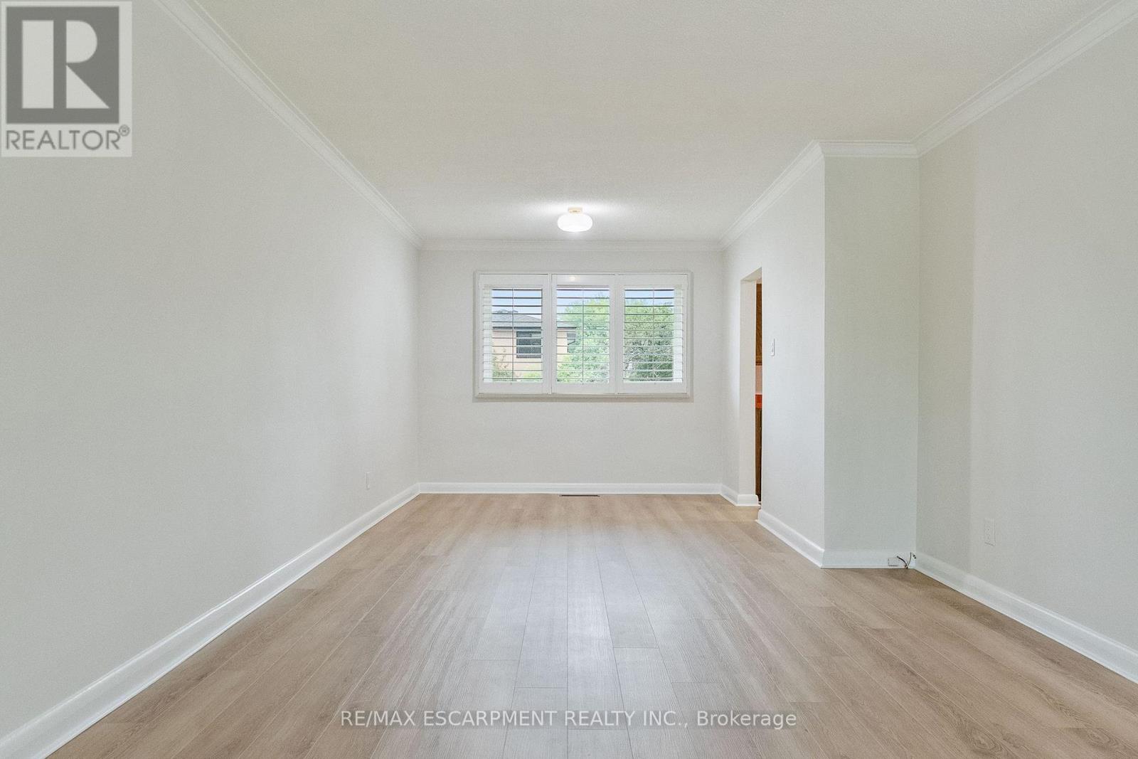 374 St. Augustine Drive, Oakville, Ontario  L6K 3E9 - Photo 11 - W13586052
