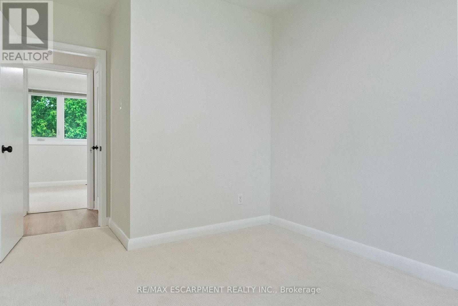 374 St. Augustine Drive, Oakville, Ontario  L6K 3E9 - Photo 20 - W13586052