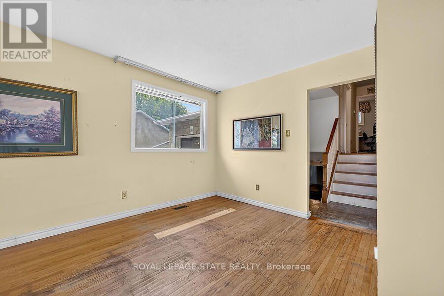 16 Sunshine Court, Hamilton, Ontario  L9C 2L5 - Photo 7 - X13586058