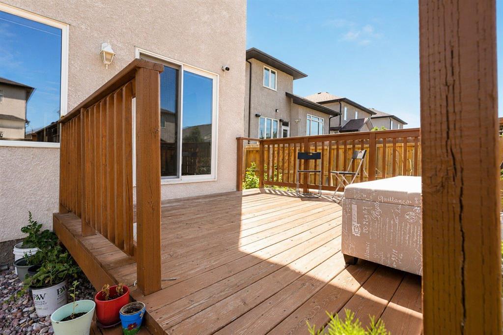 35 Bloomfield Path, Winnipeg, Manitoba  R2R 2W9 - Photo 25 - 202617163
