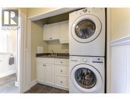1537 Lakeview Street, Kelowna, British Columbia  V1Y 6N1 - Photo 27 - 10394899