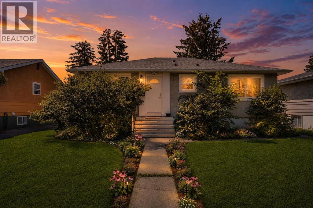 1917 22 Avenue NW, Calgary