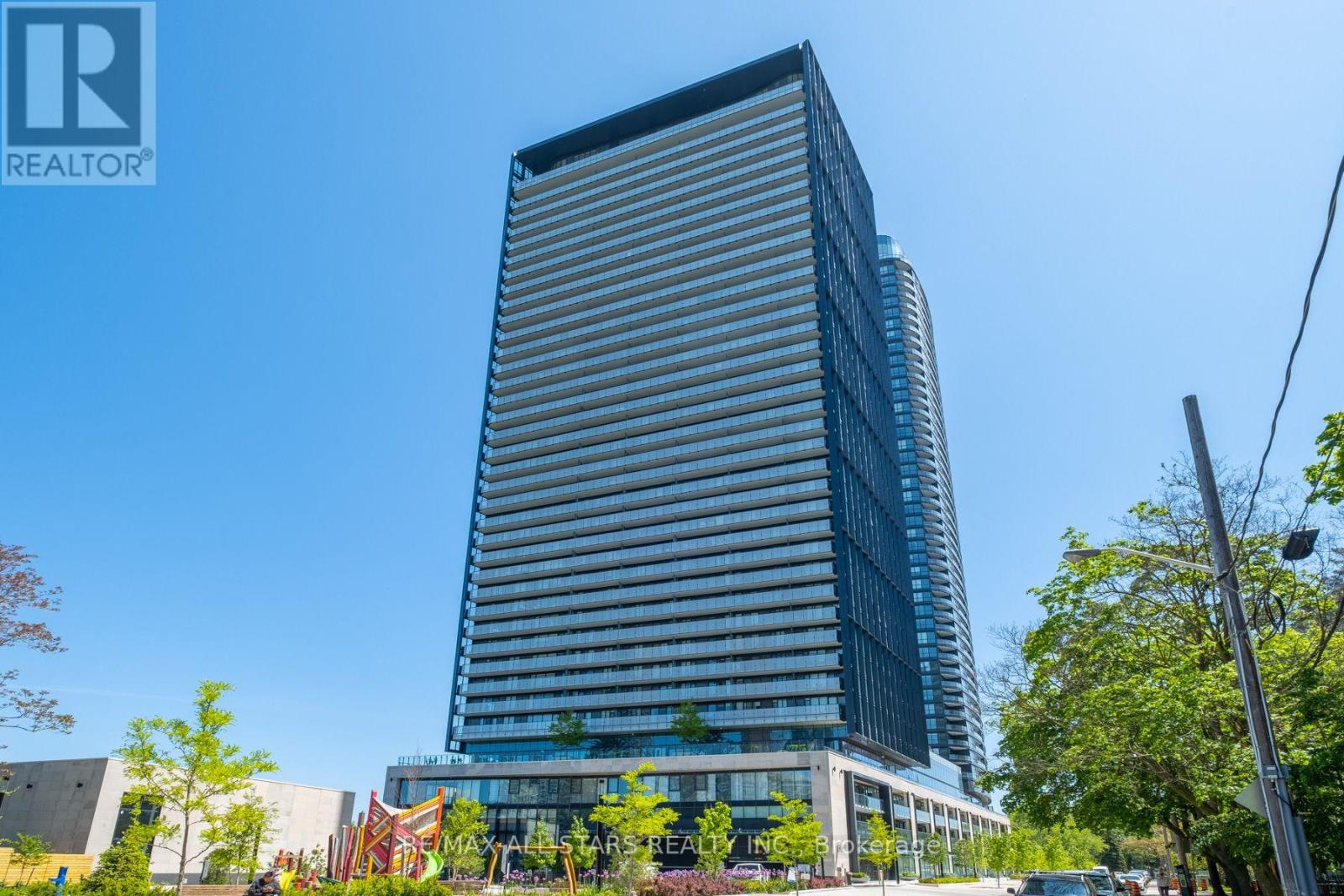 2302 - 575 Bloor Street E, Toronto, Ontario  M4X 1J8 - Photo 2 - C13586090