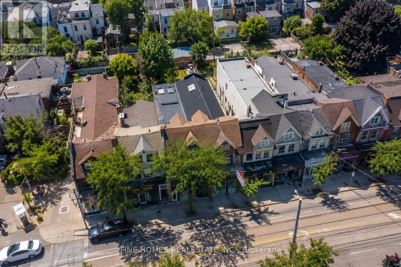 909 Dundas Street W, Toronto, Ontario  M6J 1V9 - Photo 2 - C13586138