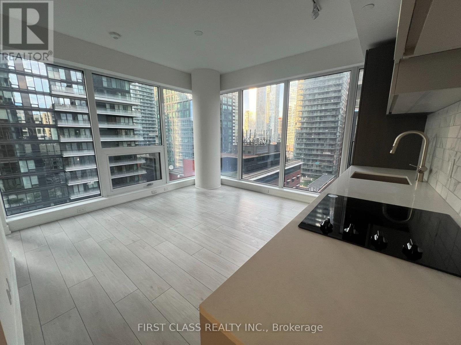 1609 - 55 Mercer Street, Toronto, Ontario  M5V 0W4 - Photo 6 - C13586156
