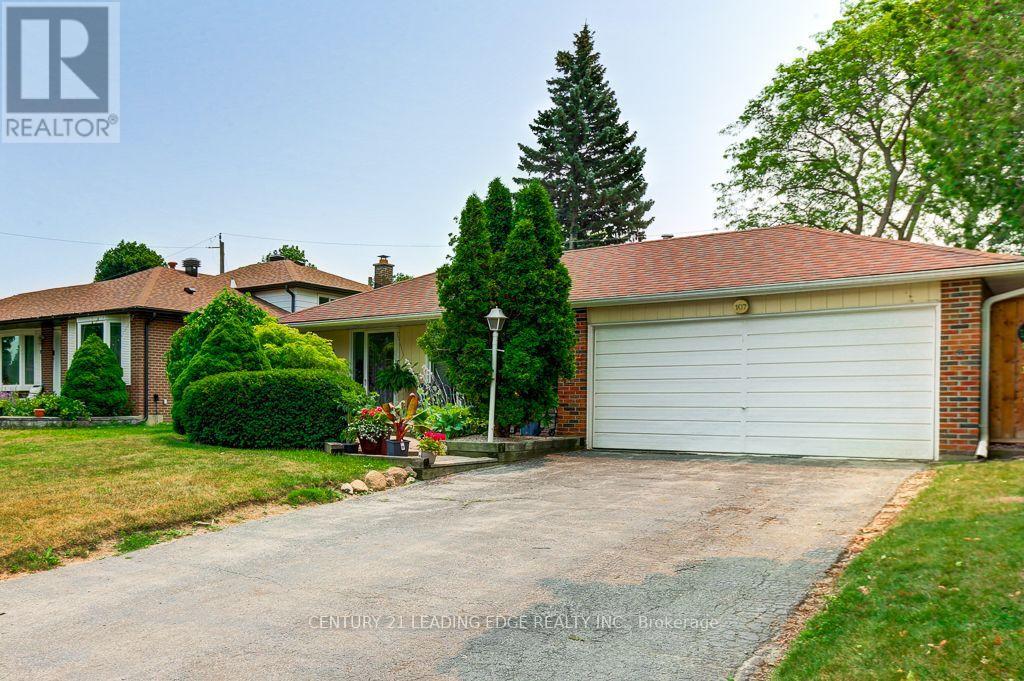 107 Drakefield Road, Markham, Ontario L3P 1G9 - Photo 2 - N13586088