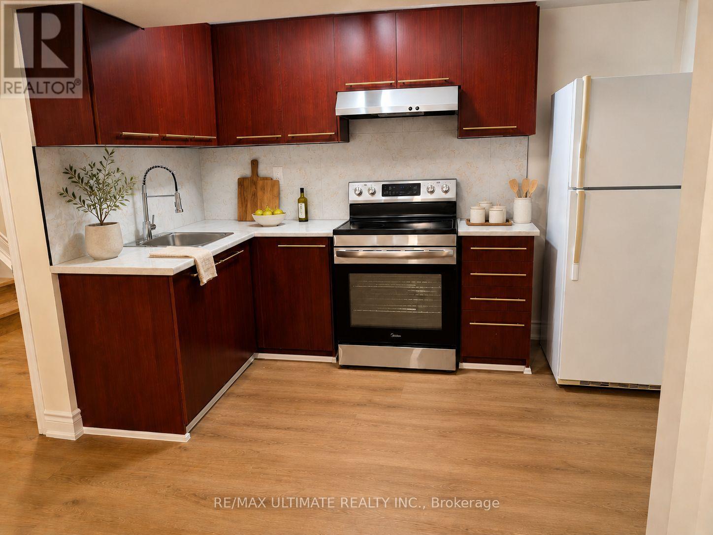 3434 Crimson King Circle, Mississauga, Ontario  L5N 8M9 - Photo 3 - W13586184