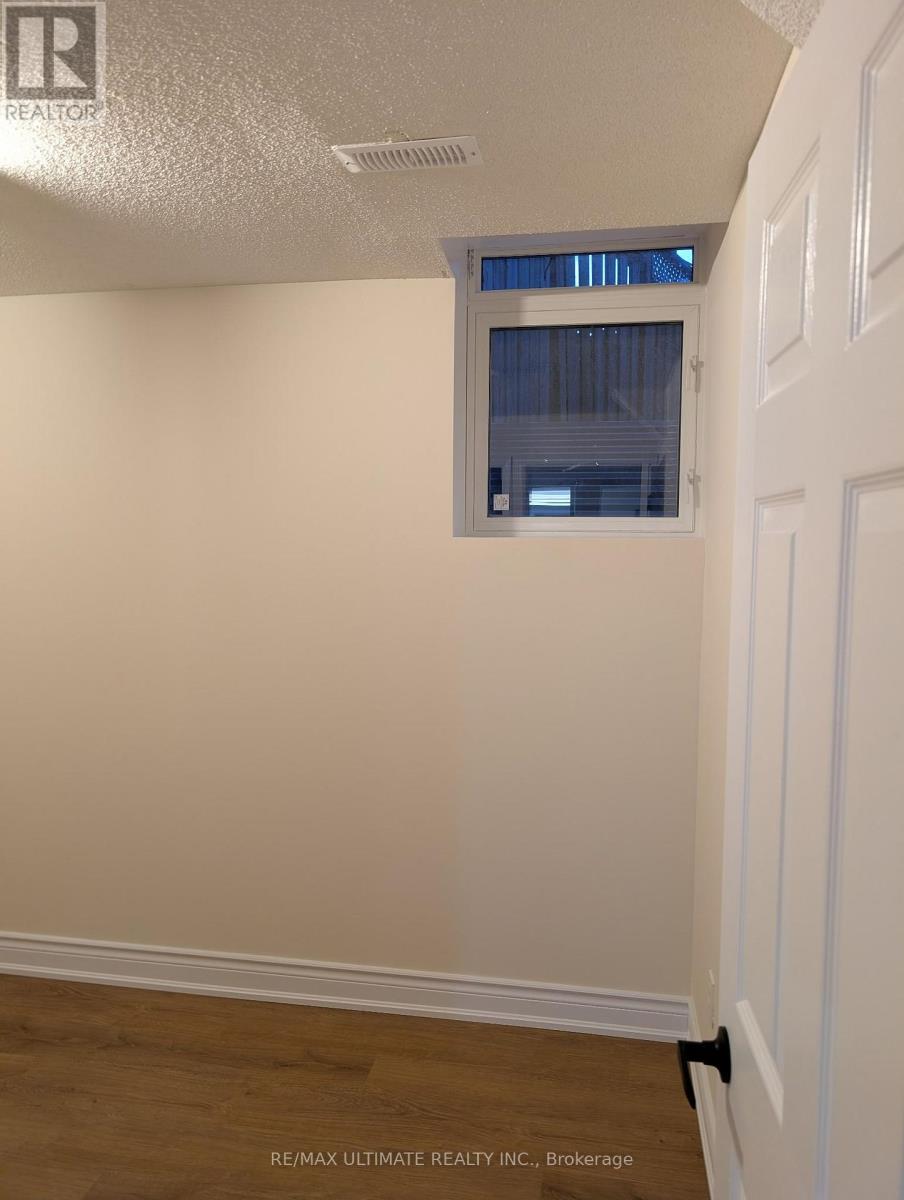 3434 Crimson King Circle, Mississauga, Ontario  L5N 8M9 - Photo 7 - W13586184