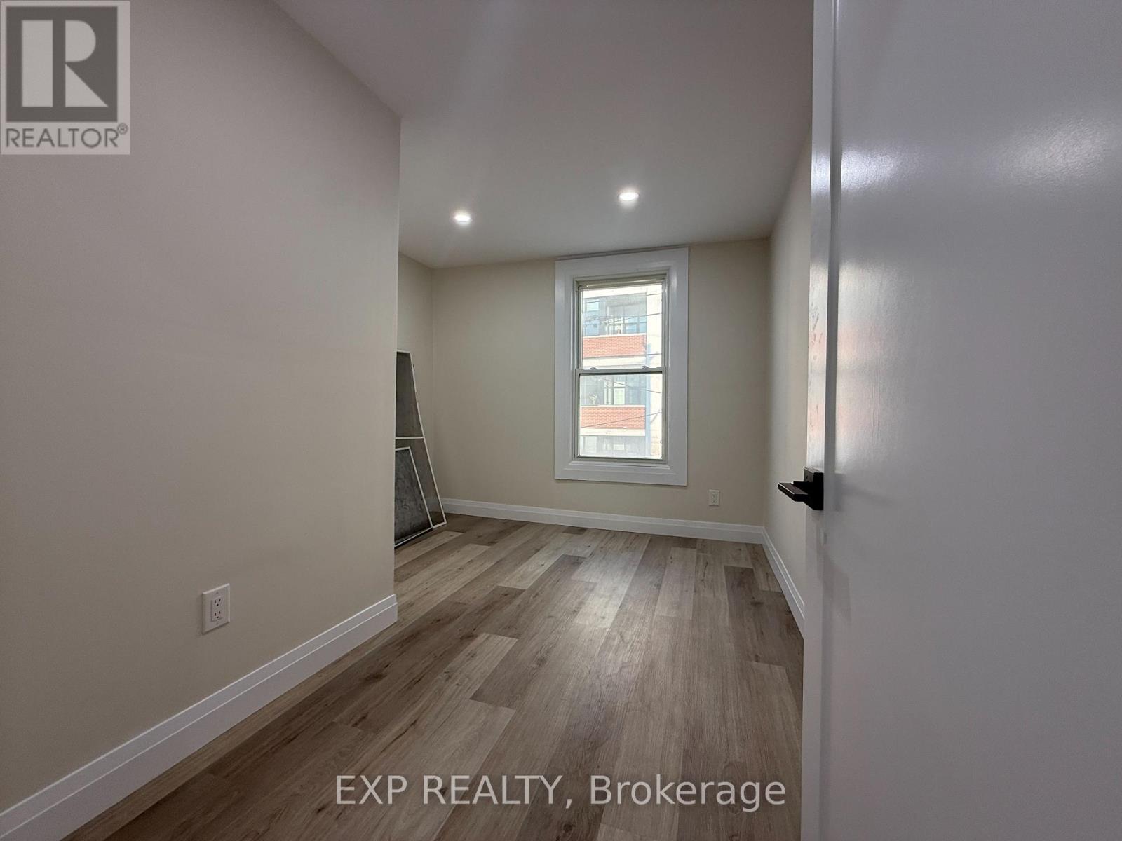 Upper - 122 Alice Street, Guelph, Ontario  N1E 2Z9 - Photo 14 - X13586144