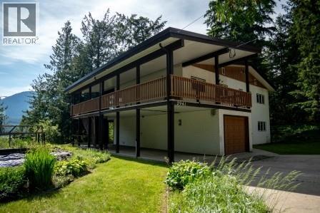 2941 Mcinnes Road, Revelstoke, British Columbia  V0E 2S3 - Photo 4 - 10349346