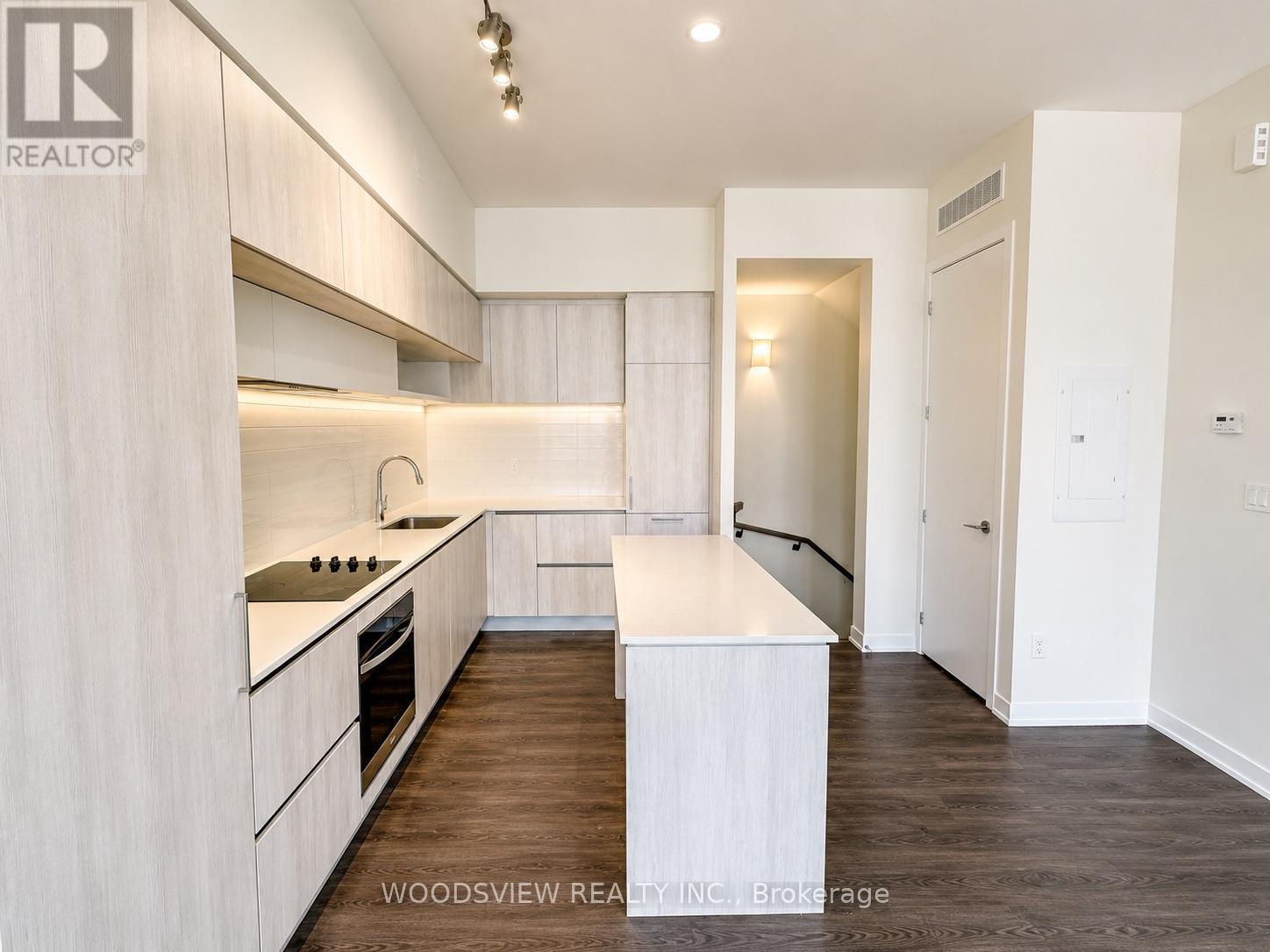 Th 1120 - 12 David Eyer Road, Richmond Hill, Ontario  L4S 1M4 - Photo 3 - N13435234